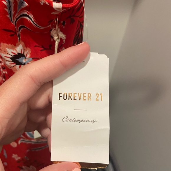 Brand new trendy jumper! - Picture 4 of 5